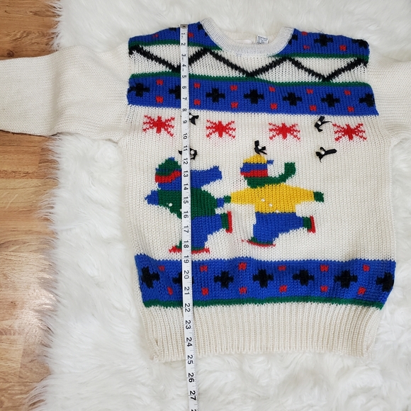 VINTAGE tacky/cute Christmas/winter sweater - Picture 3 of 8